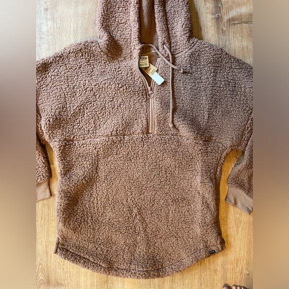 NWT Victoria’s Secret PINK Varsity Sherpa Half Zip Pullover Hoodie - Picture 2 of 9